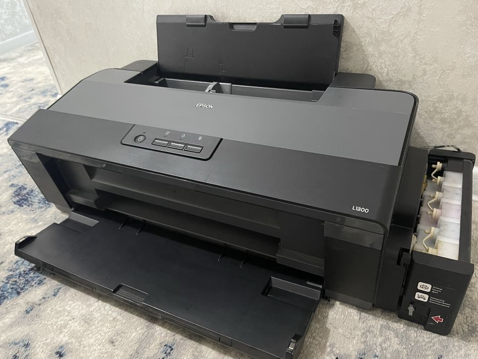Продам цветной принтер A3 Epson L1300