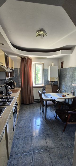 Apartament - 4 camere Trivale