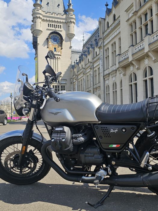 Moto Guzzi V7 III Rough 2020