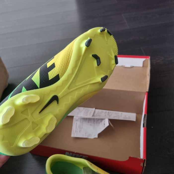 Футболни обувки NIKE