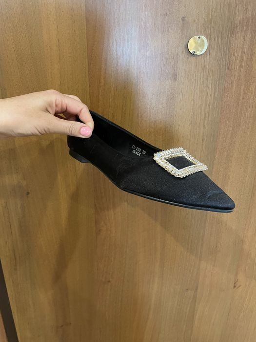 Обувки-балеринки на LBD