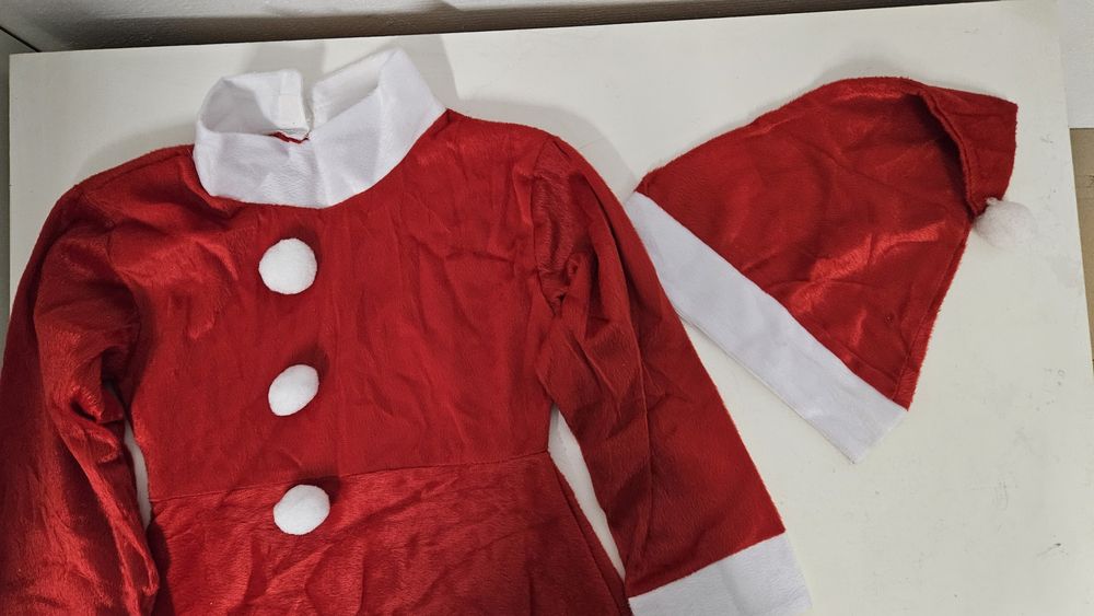 Коледни роклички с шапки, два размера