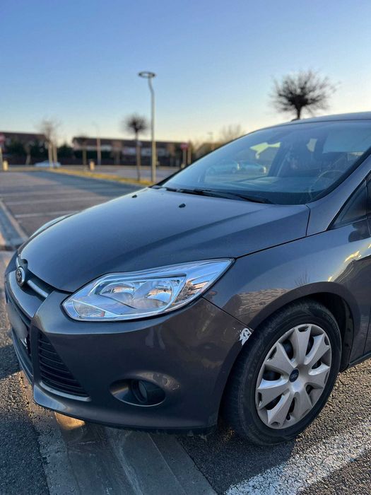 Ford Focus MK3 1.6 TDCi 95CP   192.000 km  distribuție schimbată 2025
