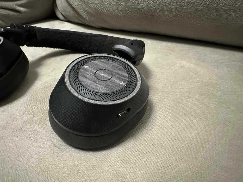 Plantronics BackBeat PRO 2