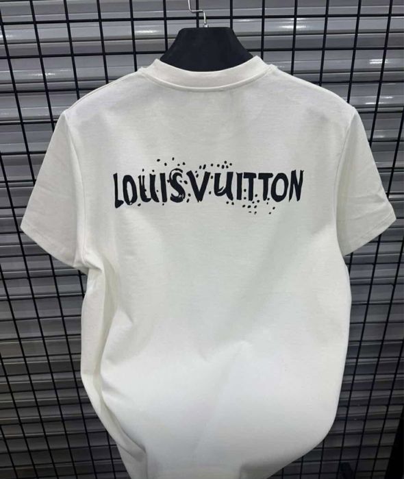 Топ модел лято 2026 мъжки тениски бяла и черна