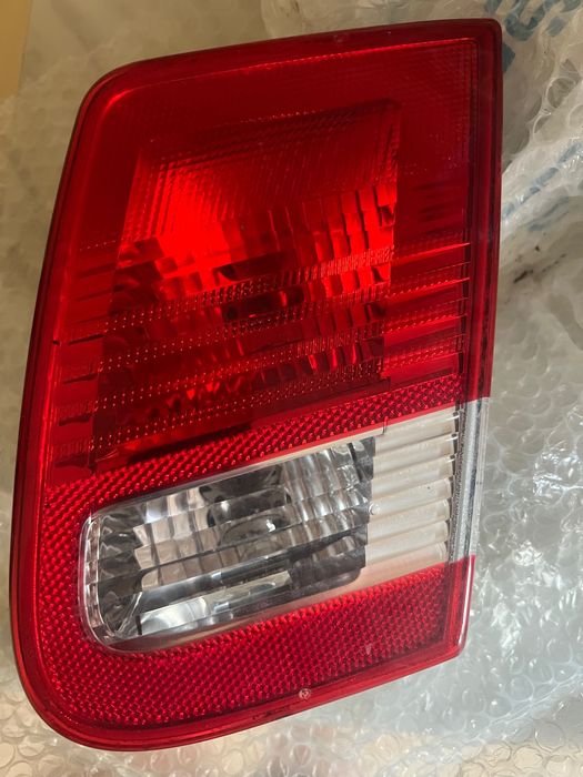 StopLampa Tripla Dreapta de pe Capota Saab 93 9-3 2002-2010[C0752]
