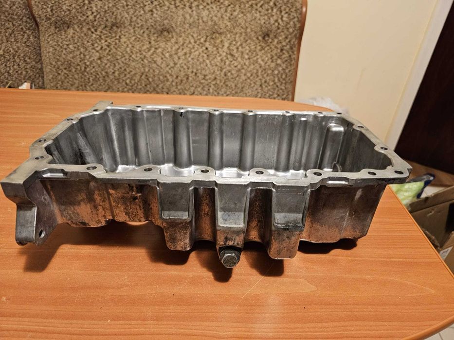 Vând baie de ulei Audi A3 2009