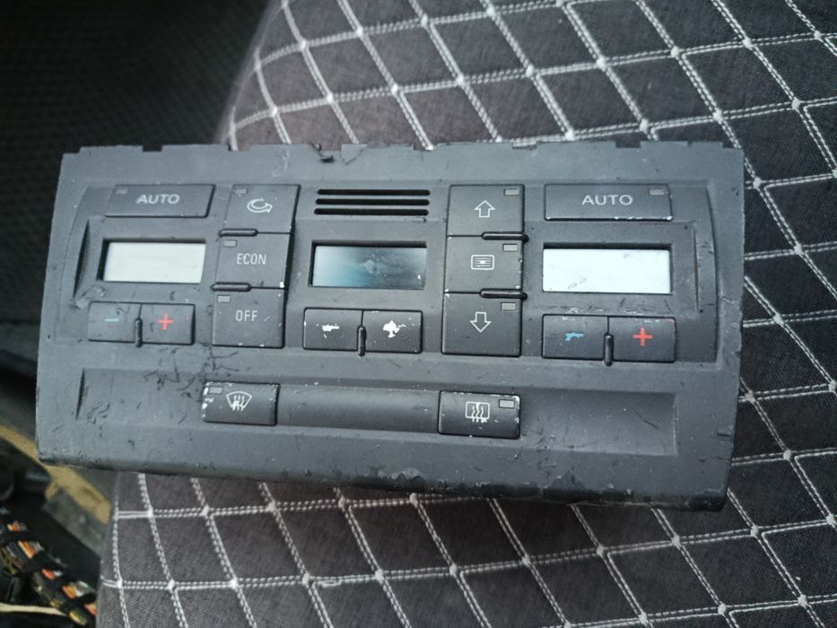 Ауди А4 В6климат контроль