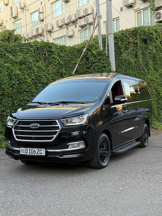 JAC M4 2019 год механика Mers salon