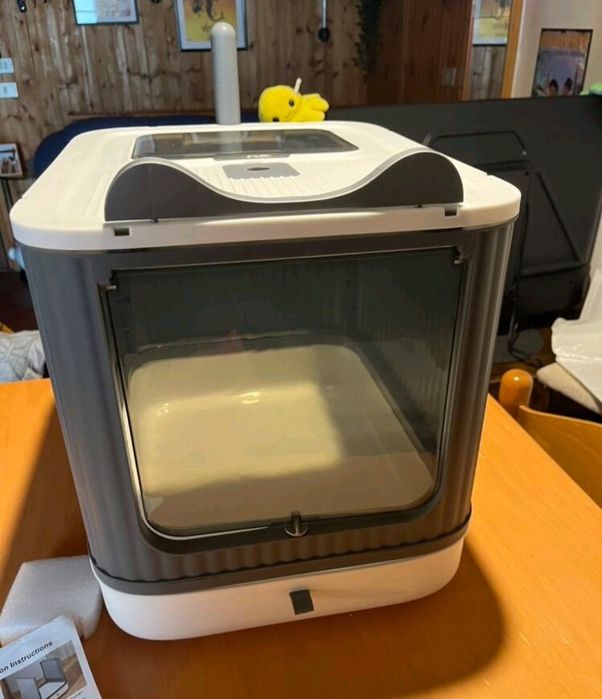 Котешка тоалетна 45 см затворена