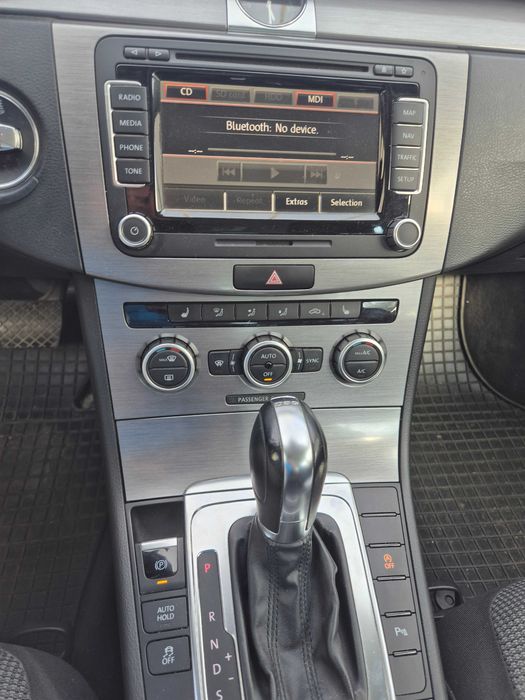 VOLKSWAGEN Passat 2012 — imagine 4