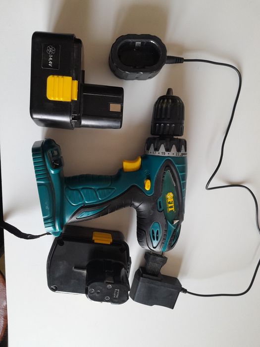 Продам шуруповерт