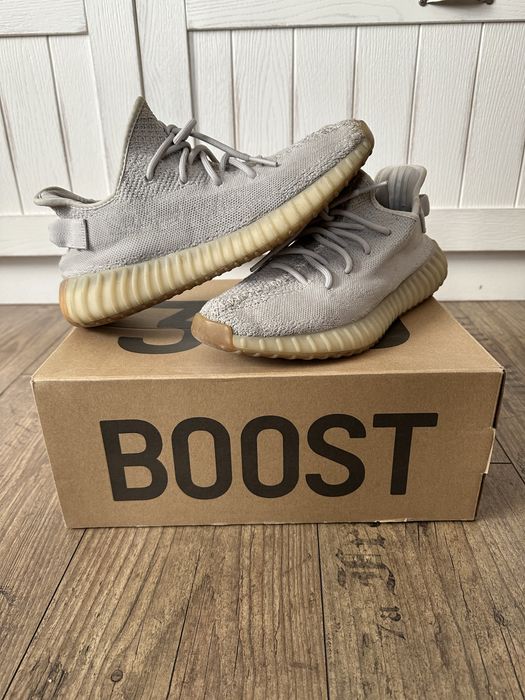 Adidas Yeezy 350 sesame