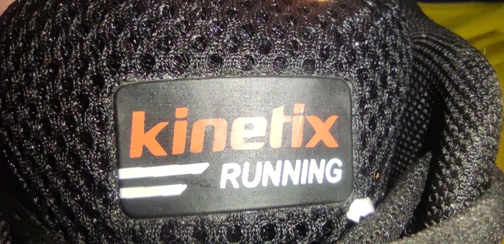 Кроссовки оригинал турецкие Kinetix 44 р.. Легкие удобные. Юнусабад