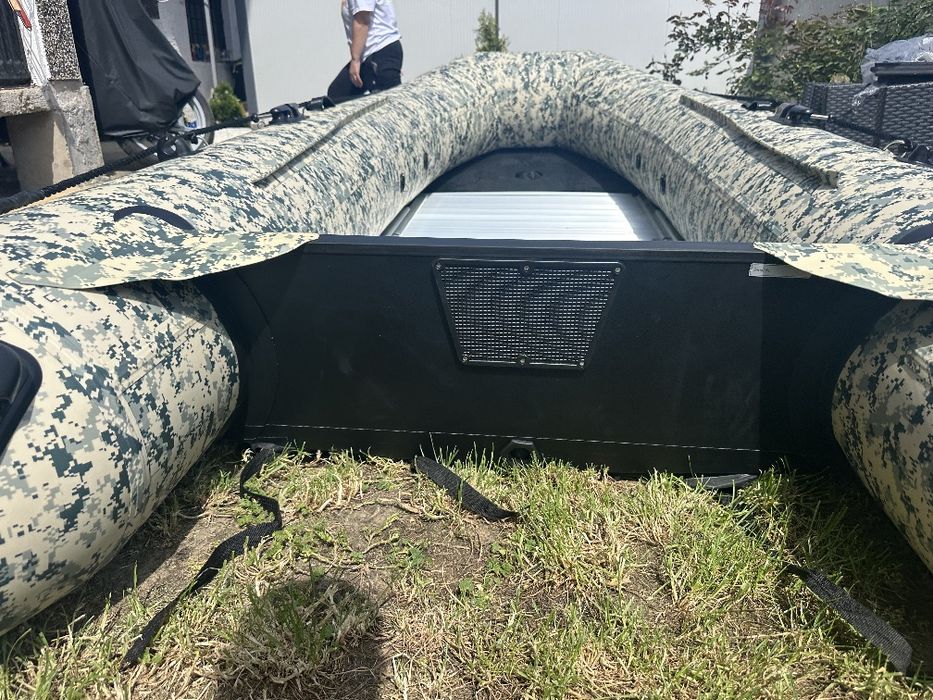 Gladiator Надуваема лодка B370AL Camo Digital 370 cm