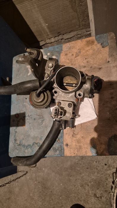 Продам дроссель камри 10