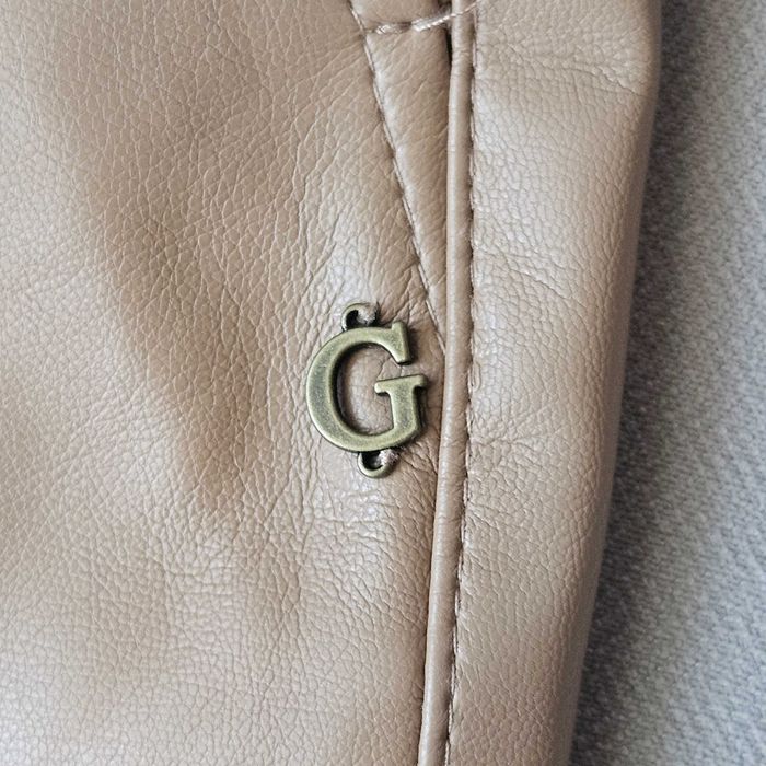GUESS панталон еко кожа, като нов, М
