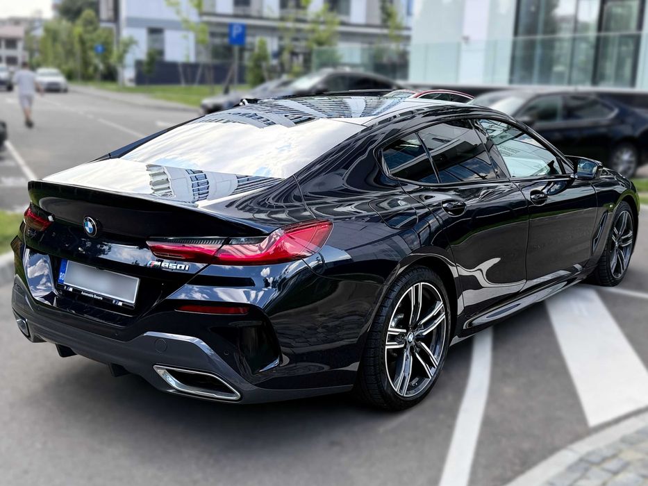 BMW M8 2022 — imagine 3