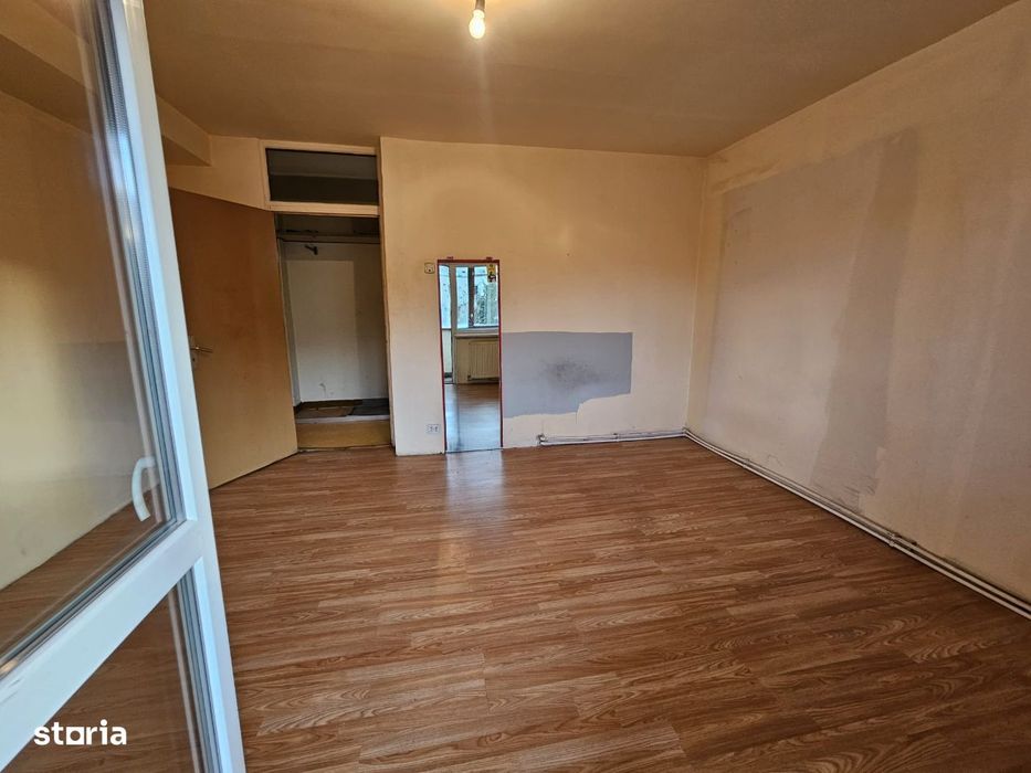 Apartament 3 camere, hol central in C-uri Eminescu