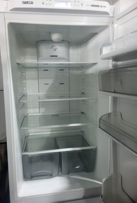 Продам холодильник атлант