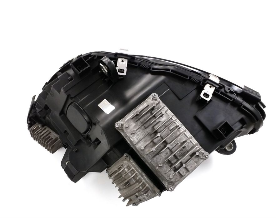 Mercedes C class W205 фарове