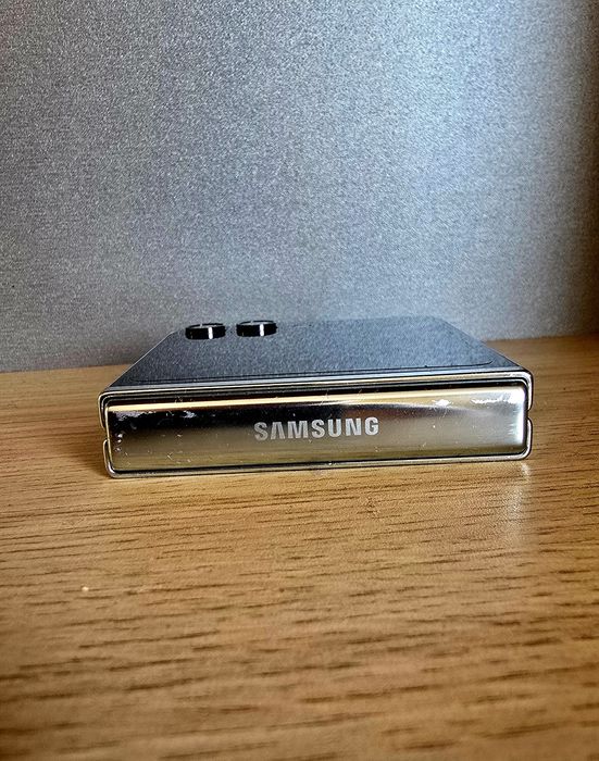 Samsung Galaxy Z Flip 5 256GB Mint