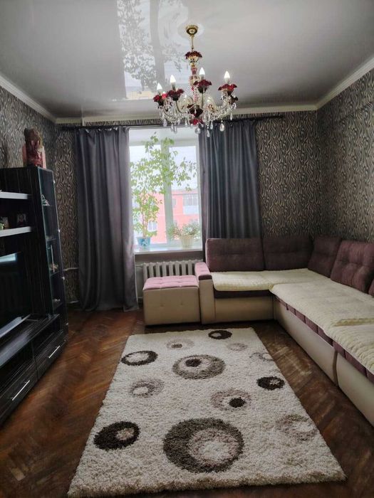 Продам 2-х квартиру кирпич 4/5эт, 60 кв.ул.Казахстан д.118