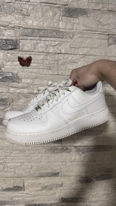 Продам кроссовки Nike Air Force