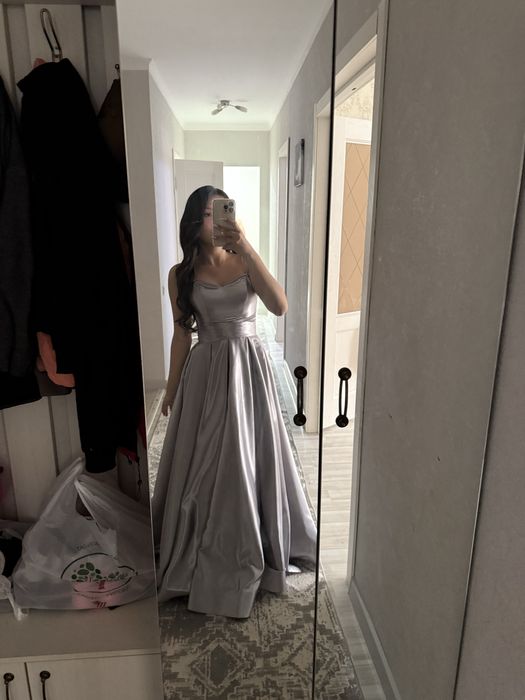 Выпускное вечернее платье