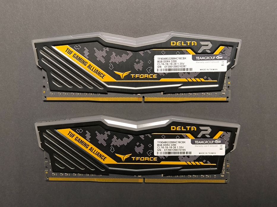 Памет 2x8GB DDR4 3200 Team Group T-Force Delta RGB TUF