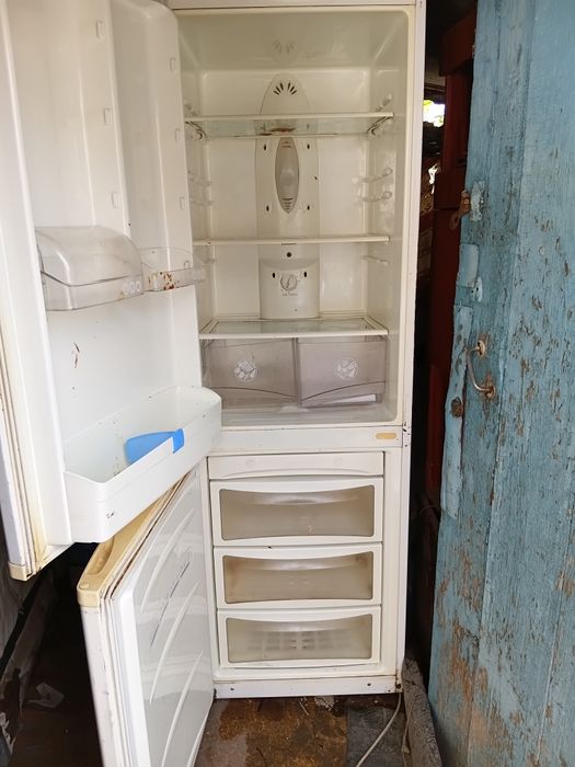 Холодильник продам