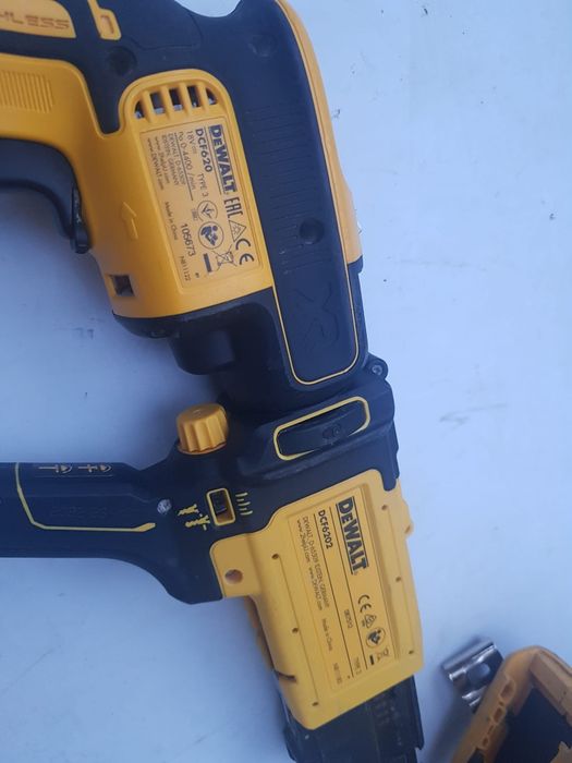 Scule dewalt 18w