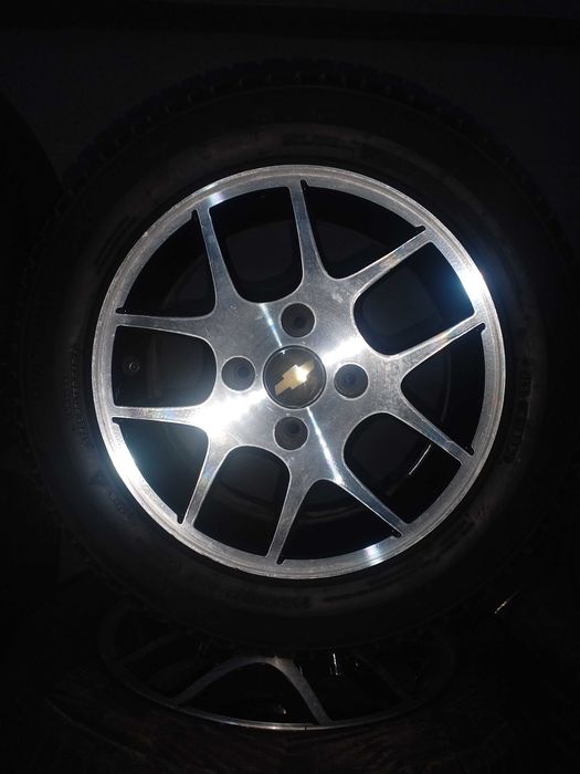 Diska balon r15 optra jentra lasettiga tushadi