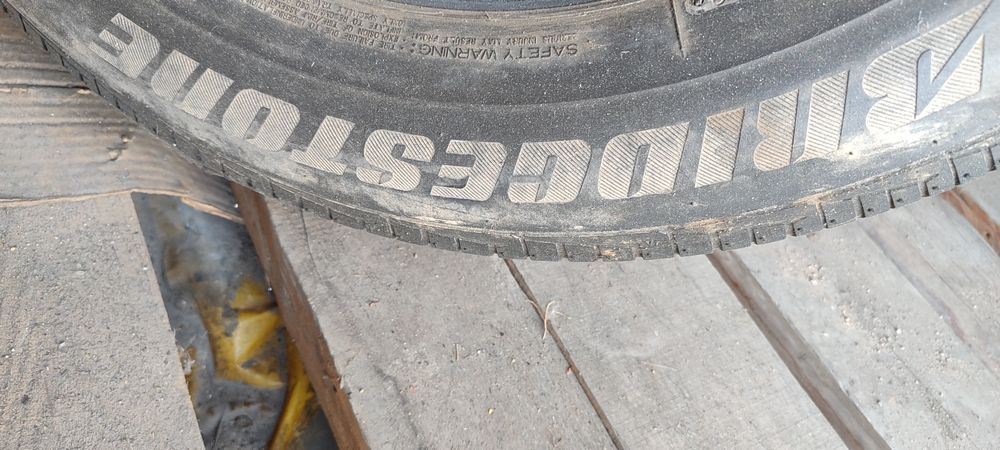 комплект шин Bridgestone