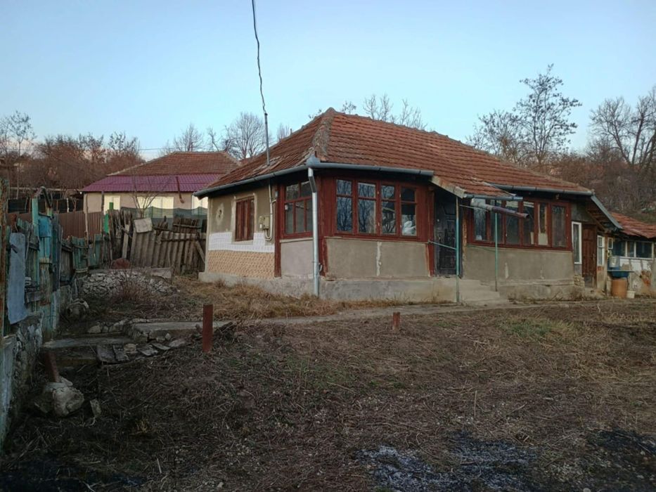 Casă de vânzare Sat 23 August Com Malovaț