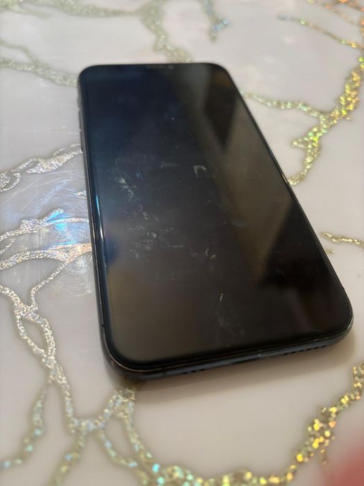 iPhone 11 pro продам или обменяю