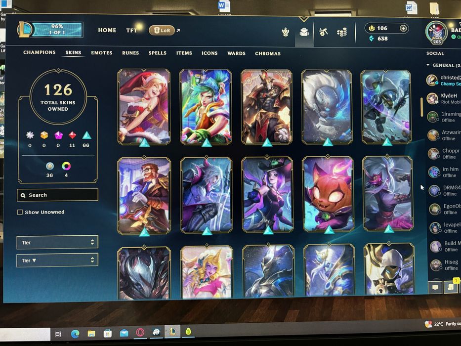 Emerald league of legends acc/ 126 skins