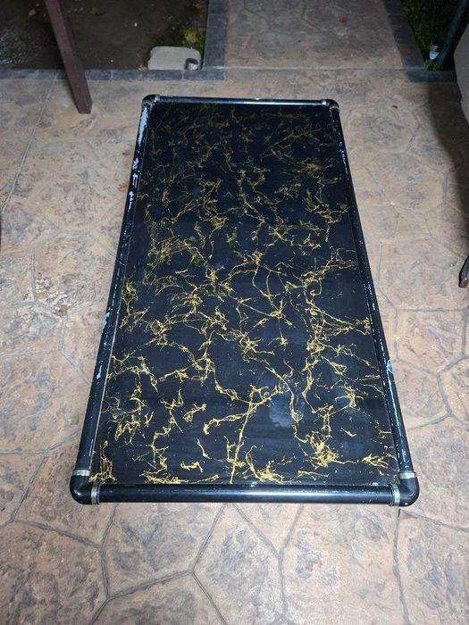 Холна маса много запазена