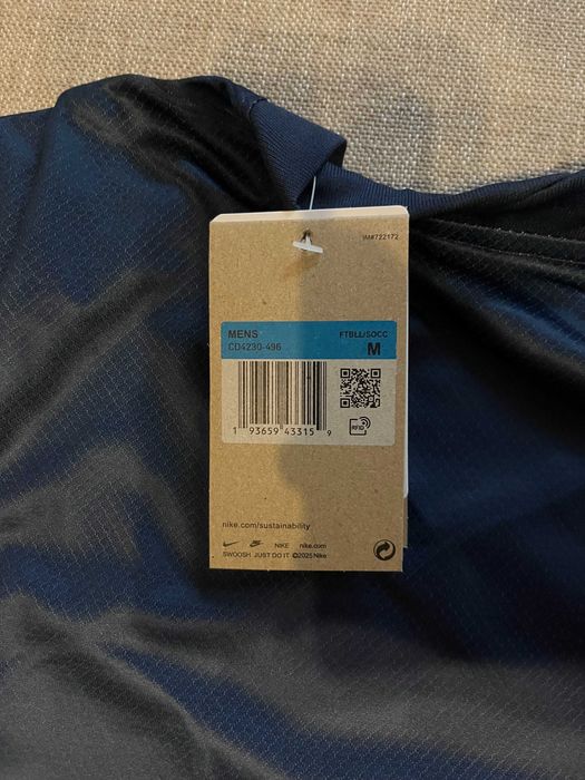 Тениска на ПСЖ за сезон 2025/2026