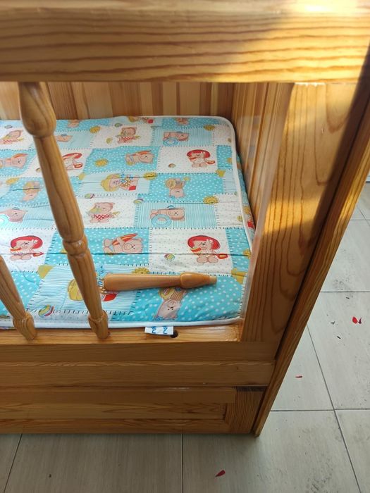 Дървени кошари с чекмеджета