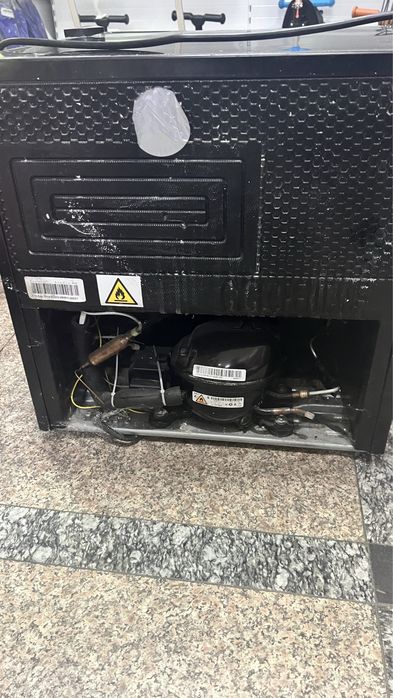 Холодильник Бирюса