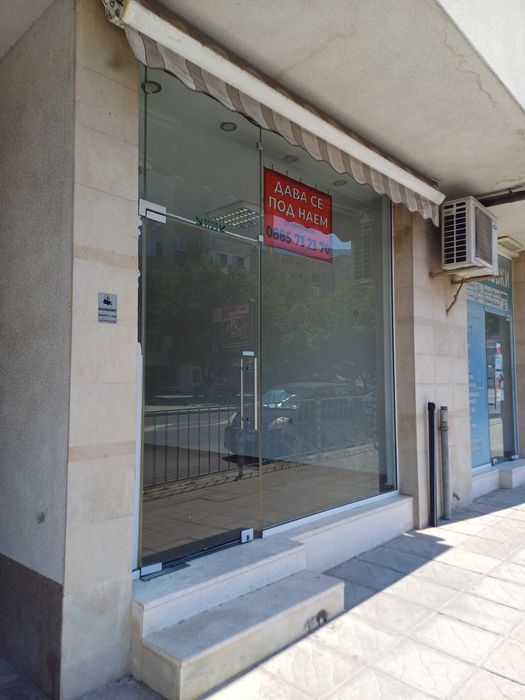 Дава се под наем Магазин в Враца, Река Лева - 66 кв.м за 336.6 € - Снимка #1