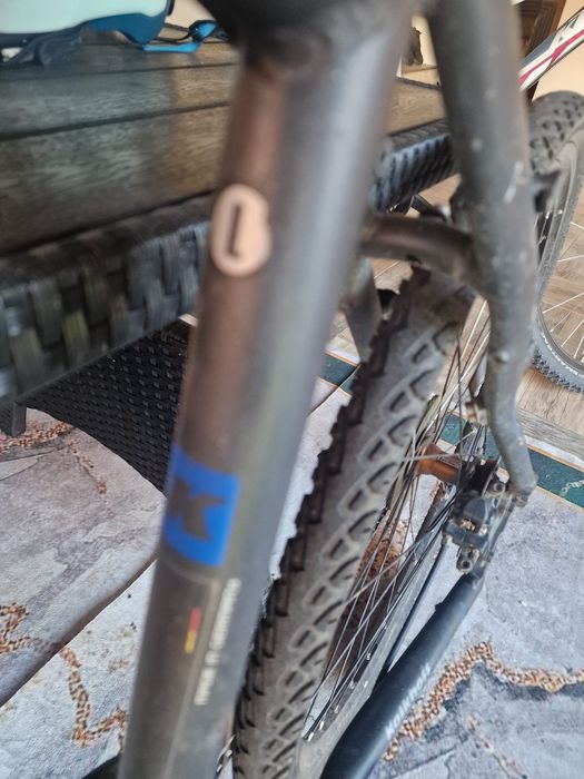 Vând bicicletă MTB