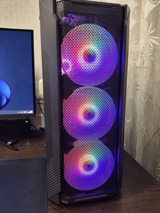 Игровой системный блок.