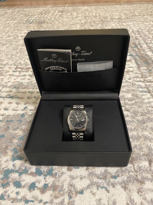 Срочно! Продам часы Mattey TISSOT