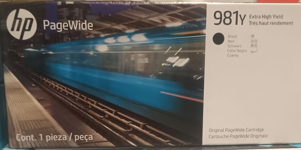 Vând cartușe HP!