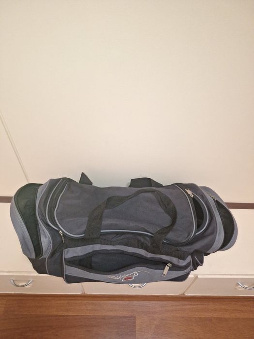 Продавам сак за фитнес, пътуване и други