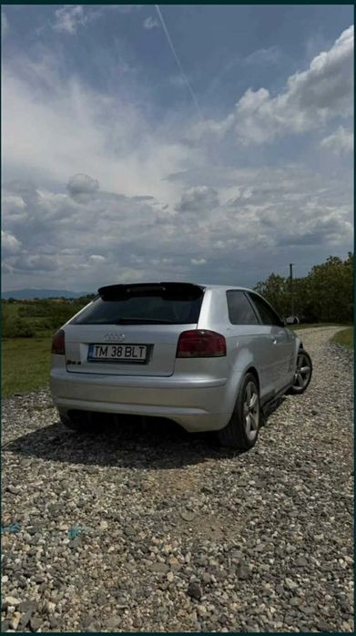 Vînd un Audi A3 P8 an 2004 2LBenzina cp150 cutie automat actele valabil