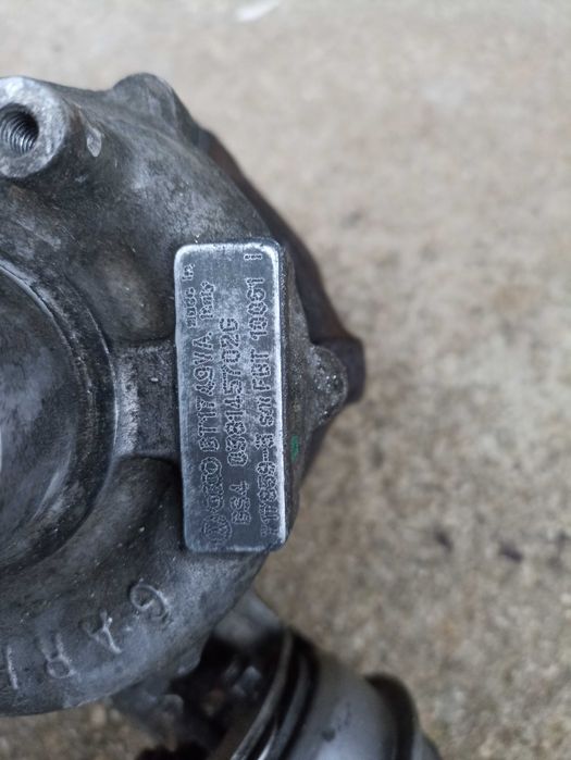 Части за фолсваген шаран и Ауди А4 бензин