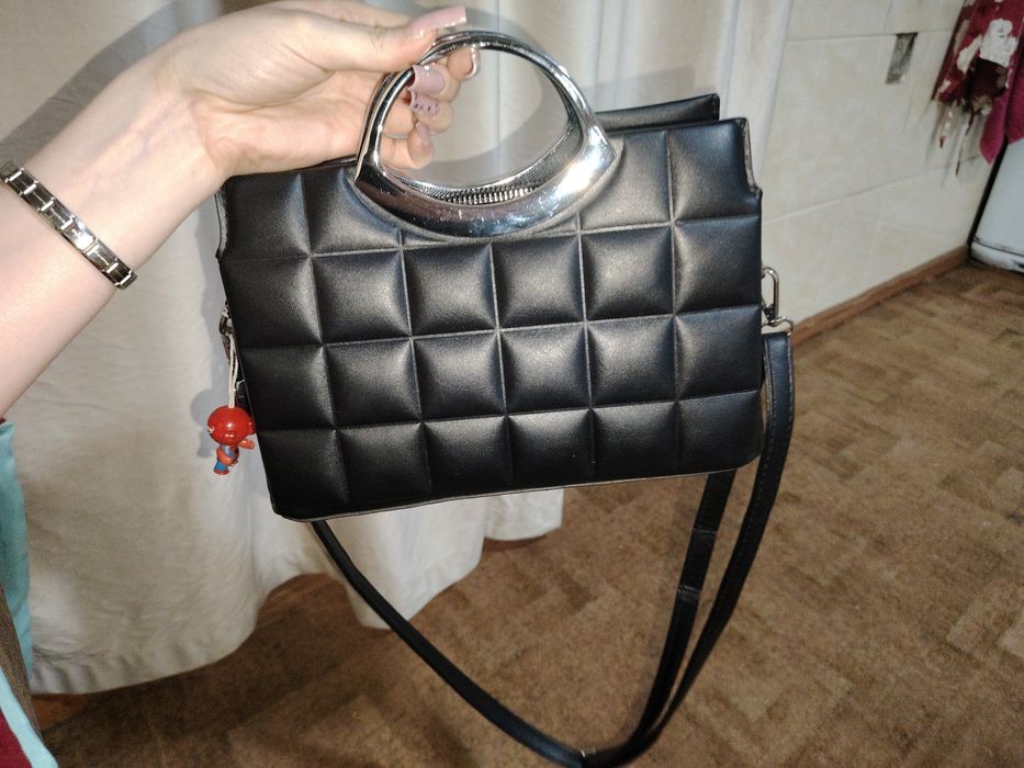 Продам сумку б/у